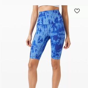 EUC lululemon Align™ Super-High-Rise Short 10"
Game Day Size 6